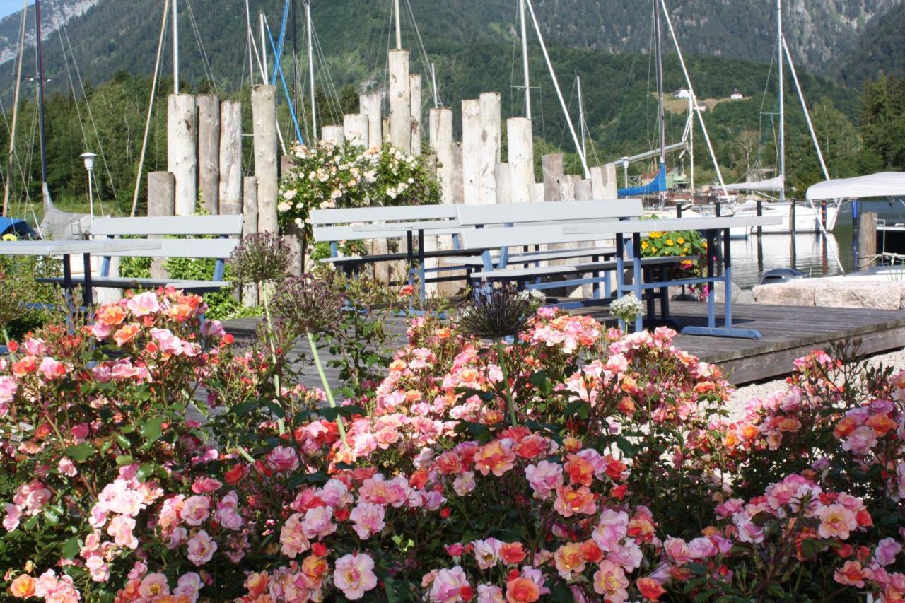 Wohnen Am See Villa Schroetter Direkt Am Traunsee Rindbach Luaran gambar